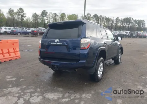2022 Toyota 4Runner Sr5 z USA, uszkodzony, nr VIN JTEMU5JR0N6028851